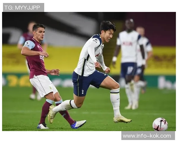 凯莱布乐福半场表现低迷仅获2篮板正负值惨淡19引发热议 凯莱布乐福半场表现低迷仅获2篮板正负值惨淡19引发热议