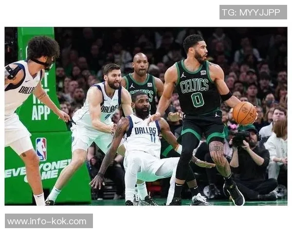 狄龙琼斯三双表现耀眼却无力救主球队失利26分12板10助成空砍英雄 狄龙琼斯三双表现耀眼却无力救主球队失利26分12板10助成空砍英雄