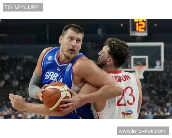 Spears称申京实力超越约基奇认为他是联盟前15球员之列 Spears称申京实力超越约基奇认为他是联盟前15球员之列